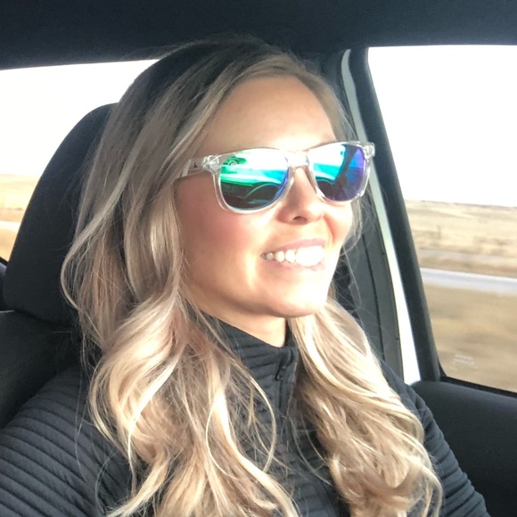 Meet your Posher, Vanessa - Picture 1 of 1